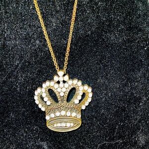 Princess crown necklace